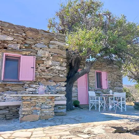 Holiday home Not Traditional Original The Pink Cottage *